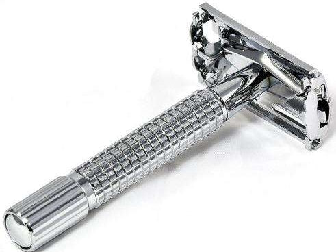 
                  
                    Load image into Gallery viewer, Classic Butterfly Opening Safety Razor
                  
                